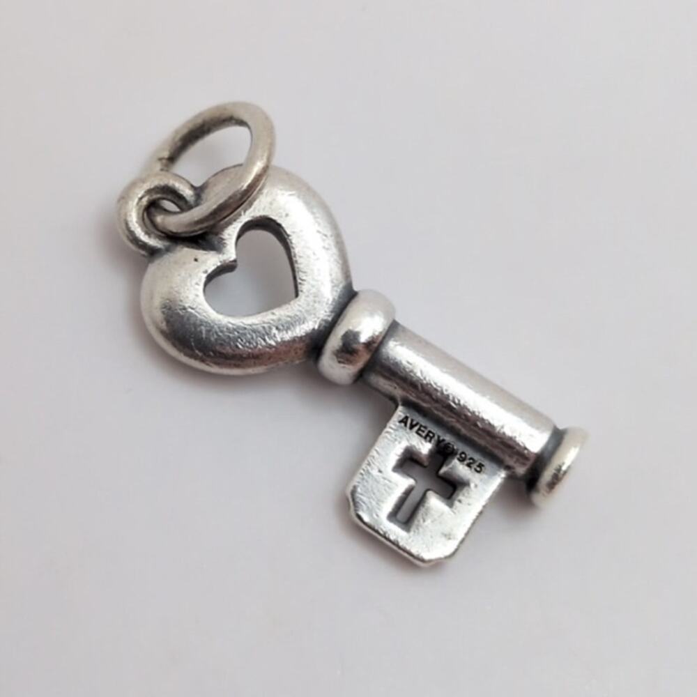 James Avery Sterling Silver 925 Heart Key of Promise Pendant Charm Cross